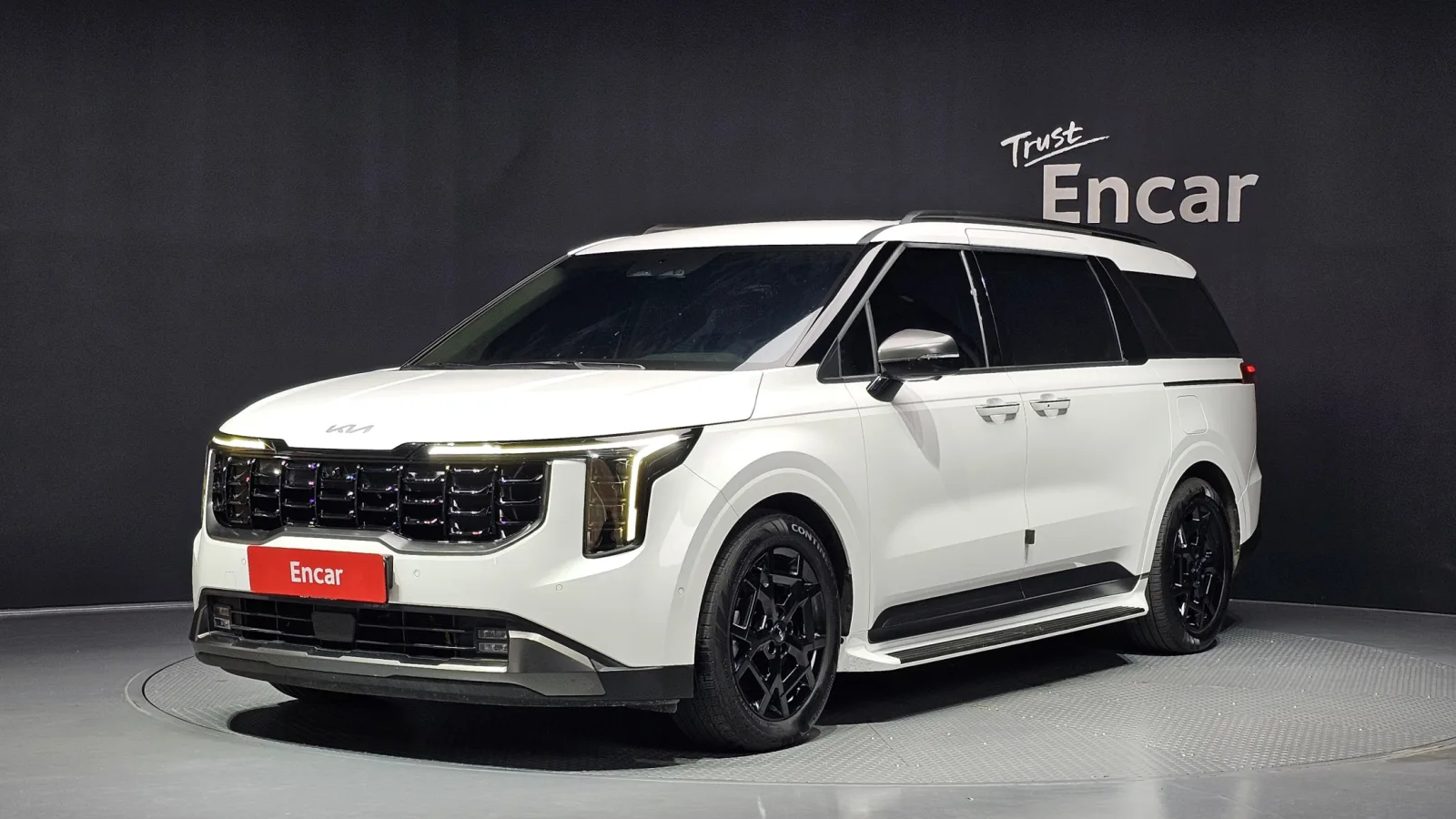 2025 Kia Carnival