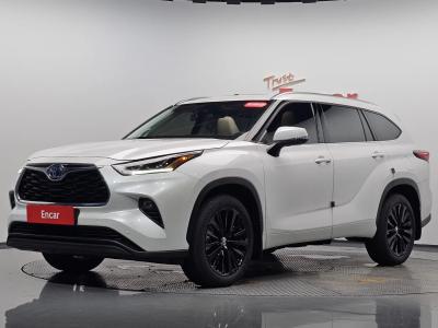 2024 Toyota Highlander