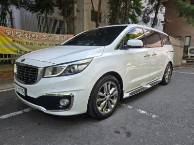 2018 Kia Carnival