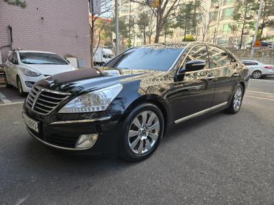 2012 Hyundai Equus