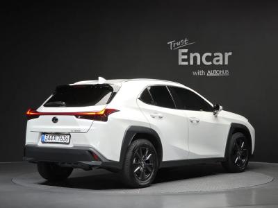 2026 Lexus UX