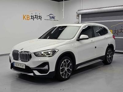 2022 BMW X1
