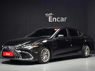 2022 Lexus ES