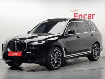2026 BMW X7