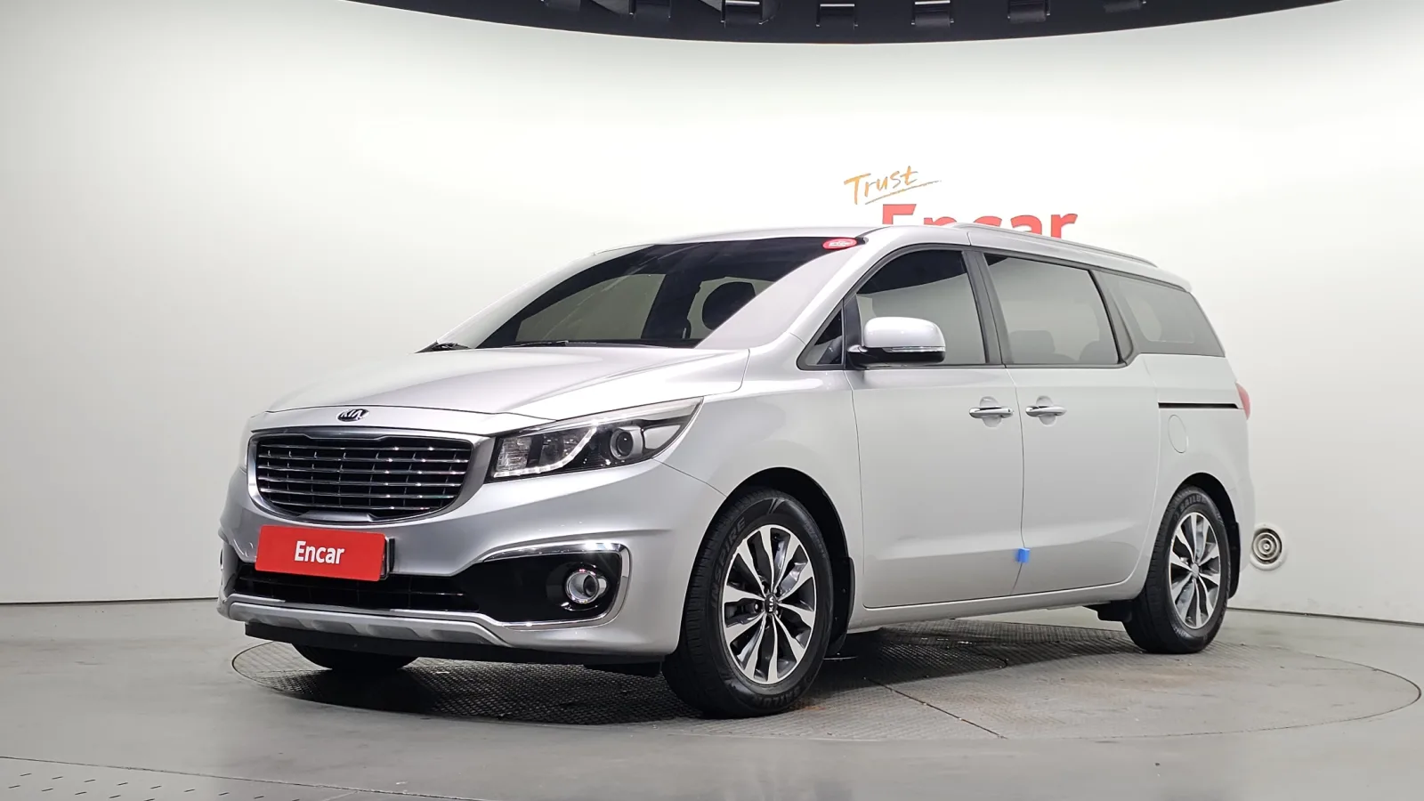 2015 Kia Carnival