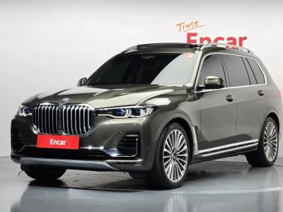 2022 BMW X7