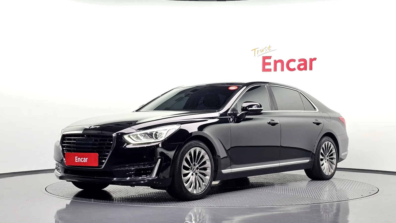 2016 Genesis EQ900