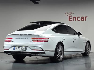 2025 Genesis G80