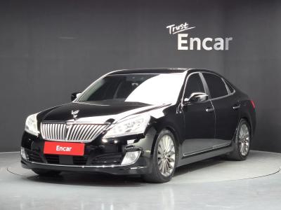 2013 Hyundai Equus