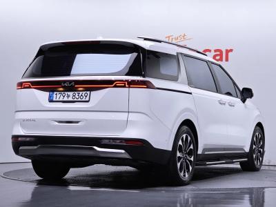 2023 Kia Carnival
