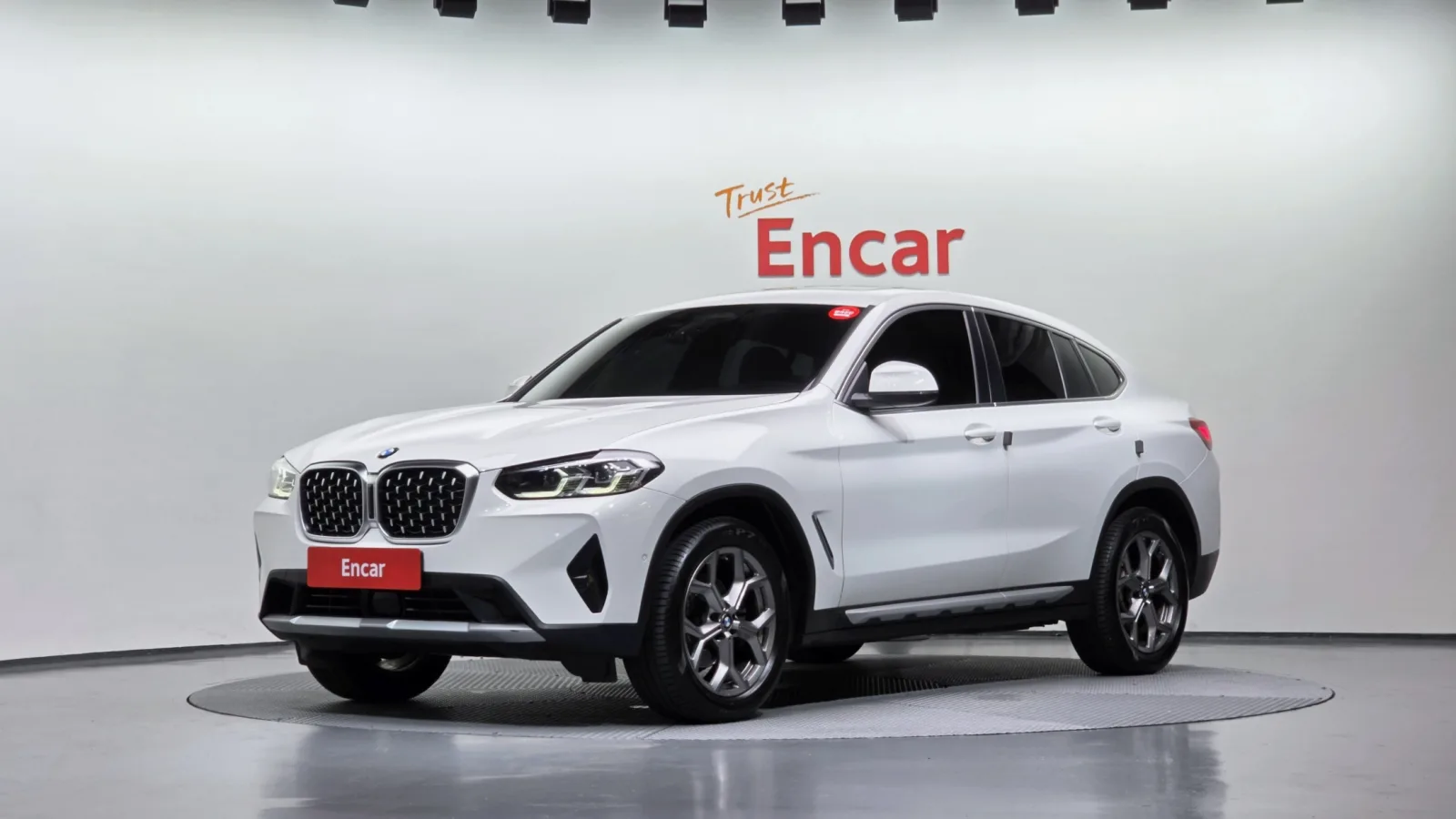 2022 BMW X4