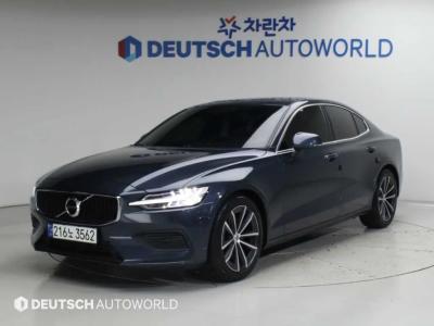 2022 Volvo S60