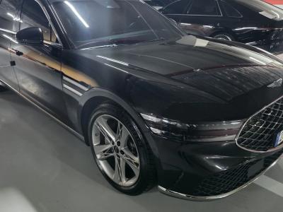 2022 Genesis G90