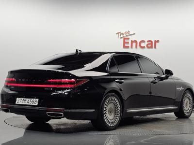 2019 Genesis G90