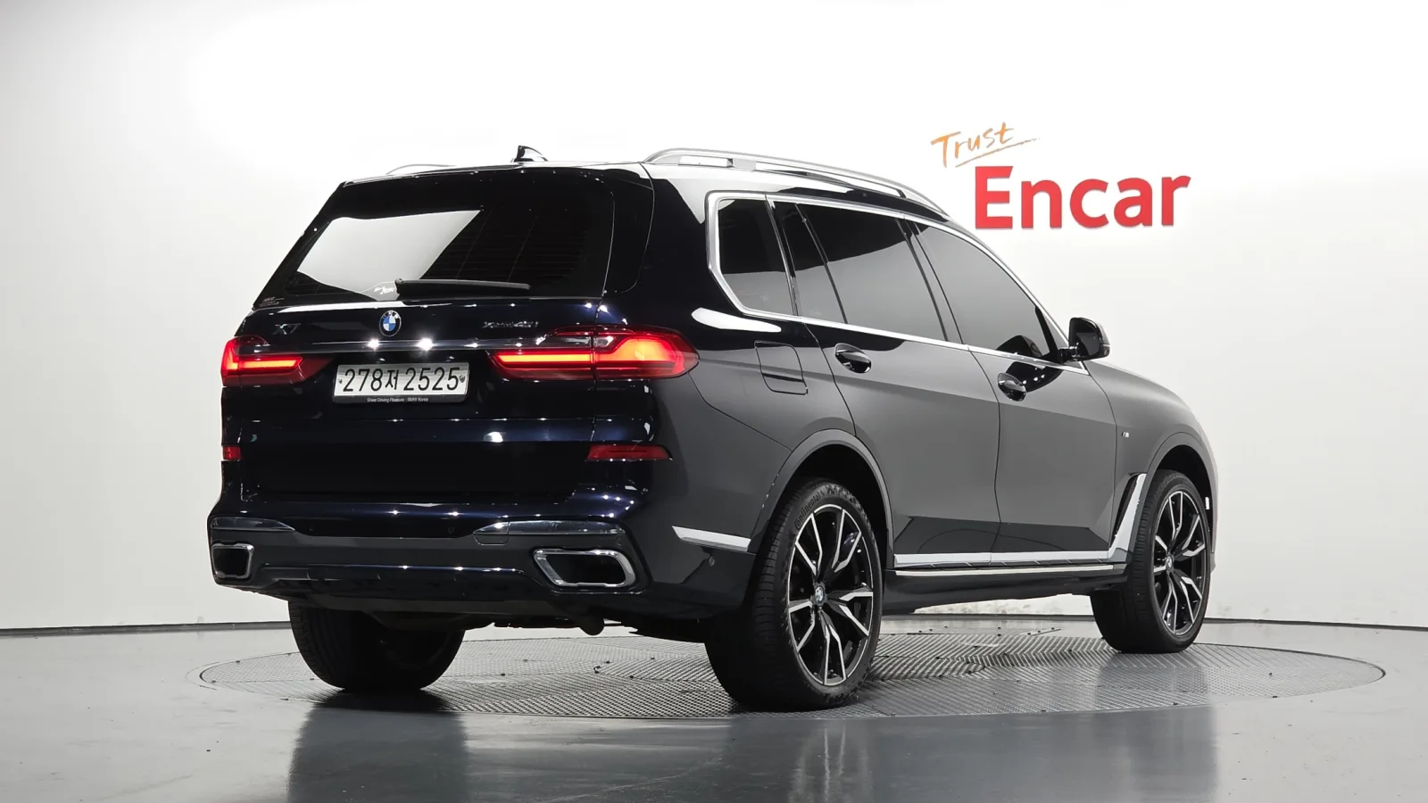 2021 BMW X7