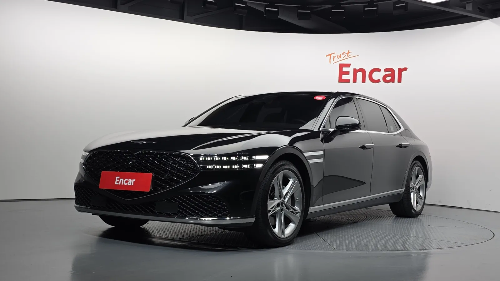 2023 Genesis G90