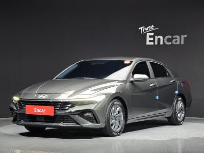 2024 Hyundai Elantra
