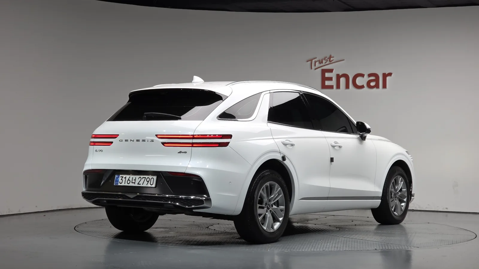2025 Genesis GV70