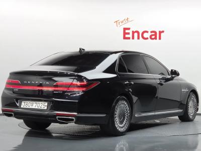 2020 Genesis G90
