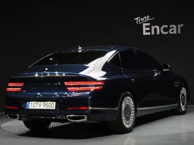 2022 Genesis G80