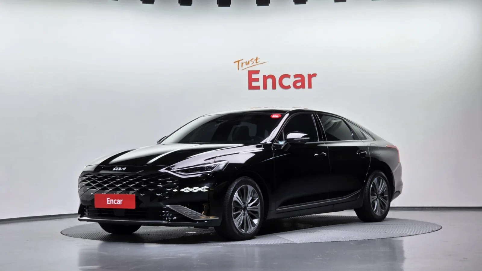 2023 Kia K8