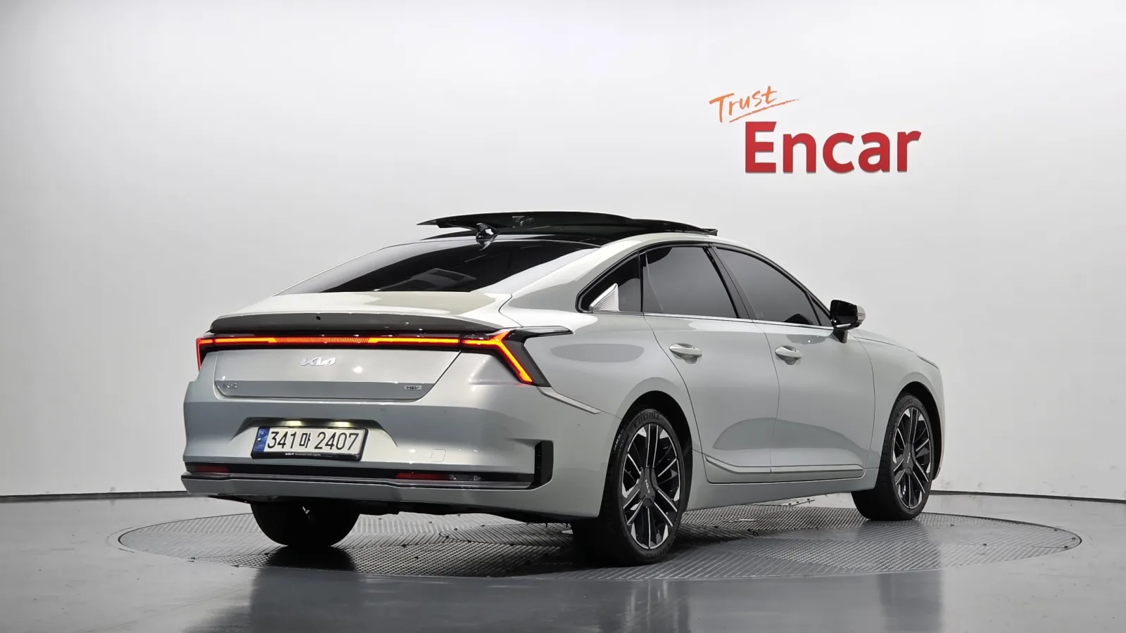 2025 Kia K8