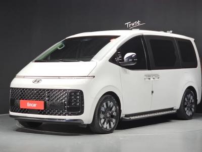 2023 Hyundai Staria