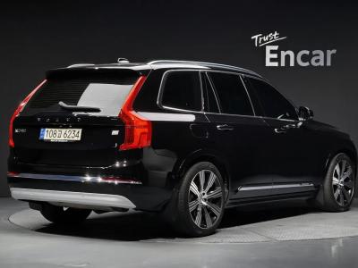 2022 Volvo XC90