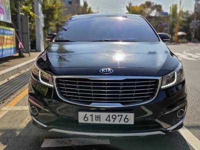2017 Kia Carnival