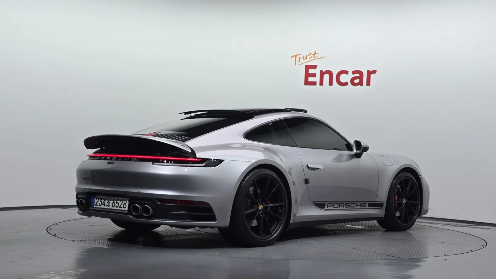 2021 Porsche 911