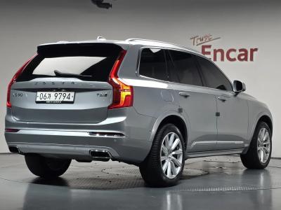 2017 Volvo XC90