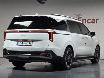 2025 Kia Carnival