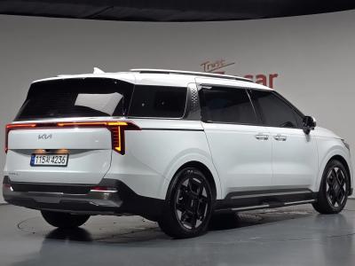 2025 Kia Carnival