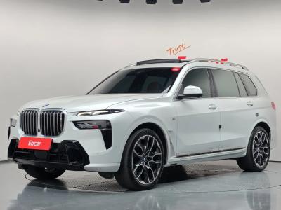 2025 BMW X7