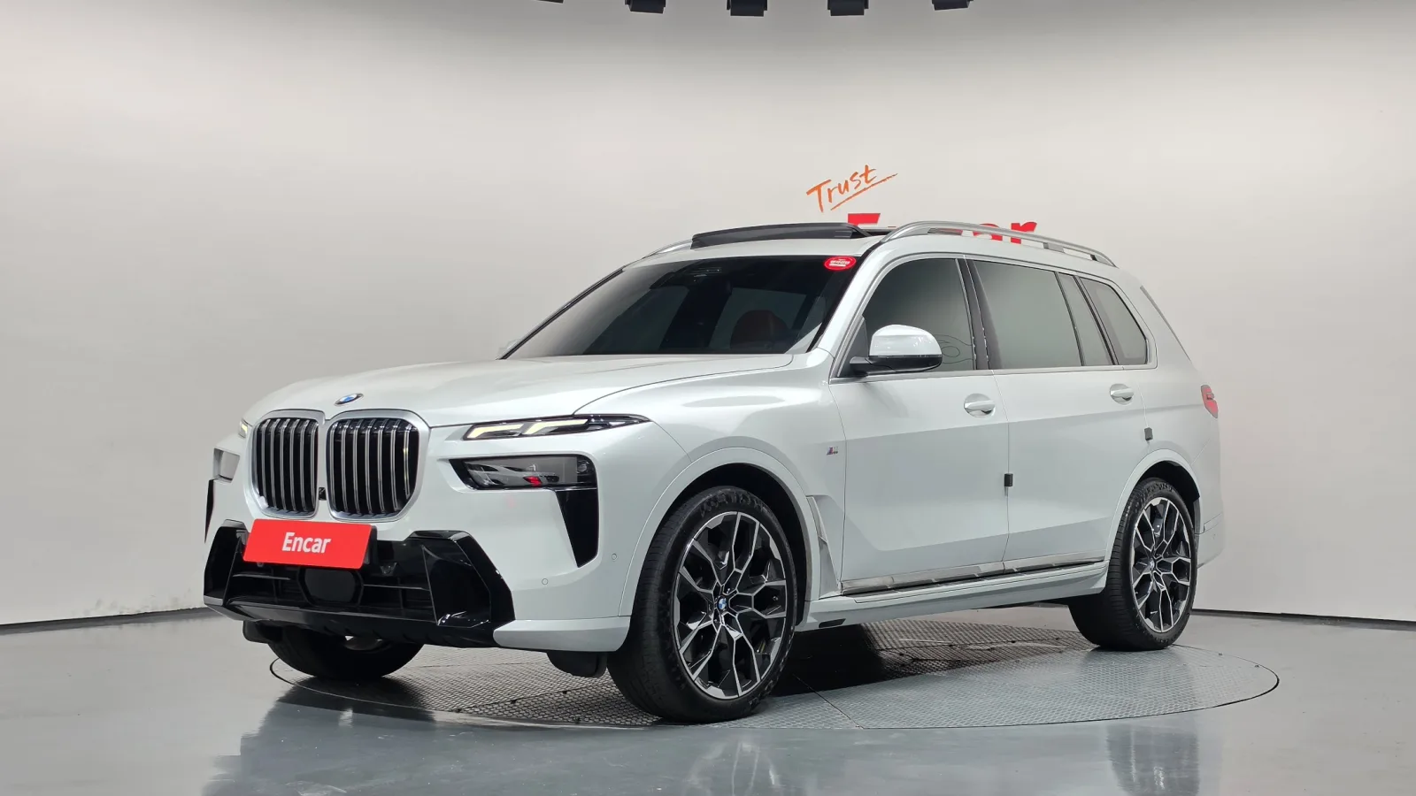 2025 BMW X7