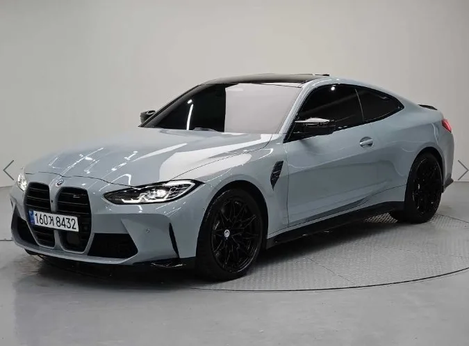 2022 BMW M4