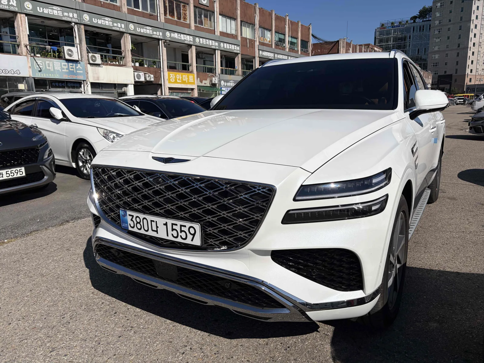 2026 Genesis GV80