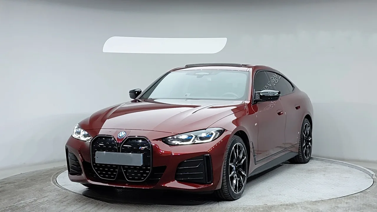 2024 BMW i4