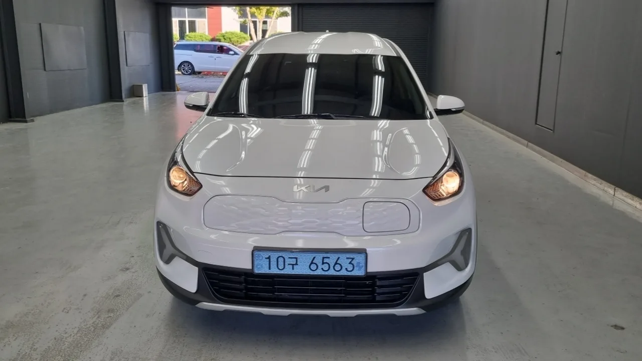 2023 Kia Niro