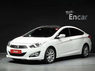 2012 Hyundai i40