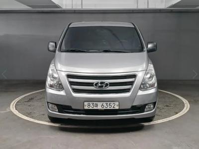 2017 Hyundai Starex