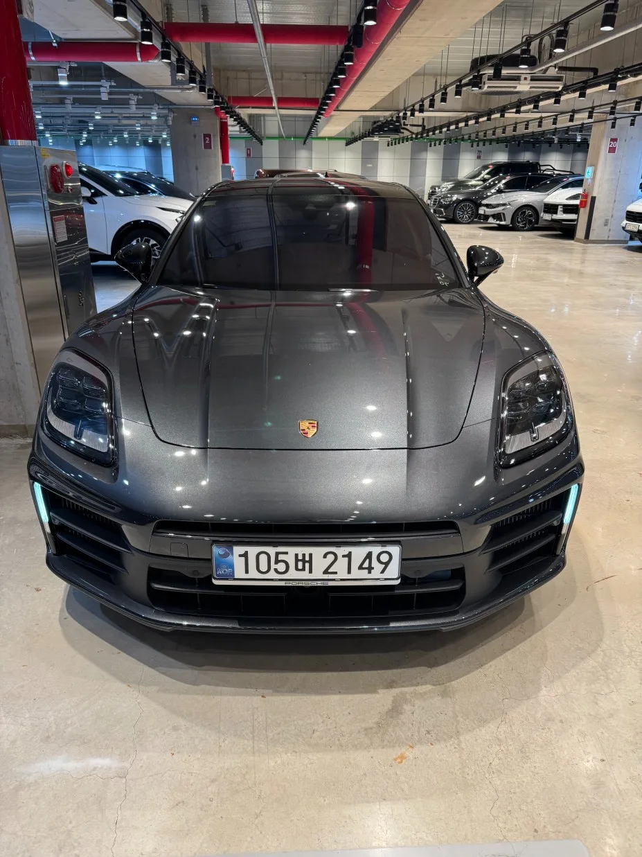 2025 Porsche Panamera