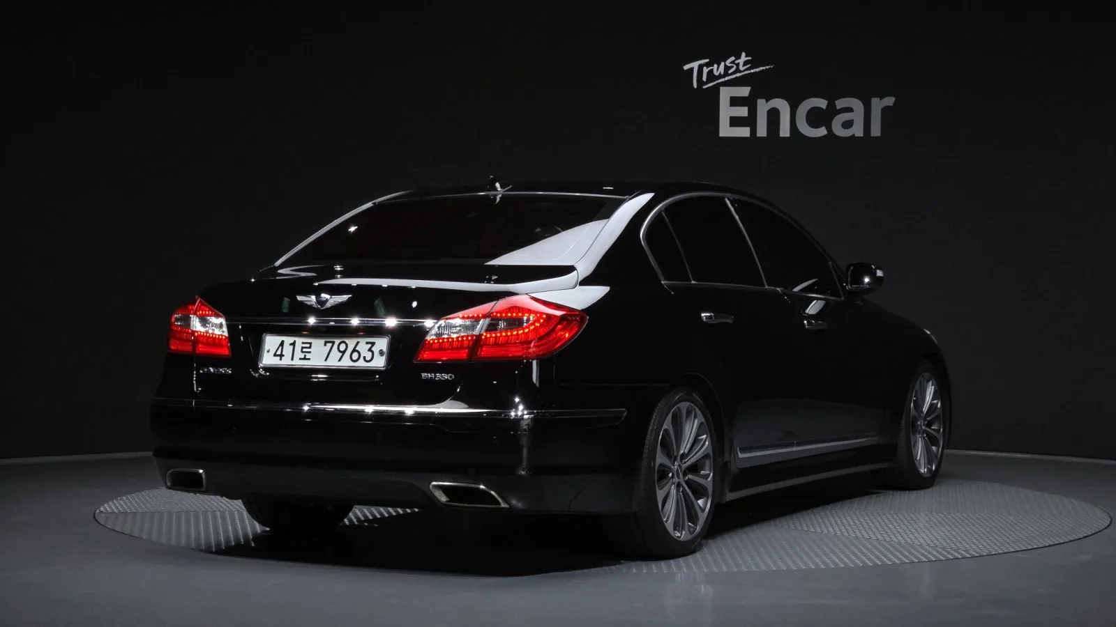 2013 Hyundai Genesis