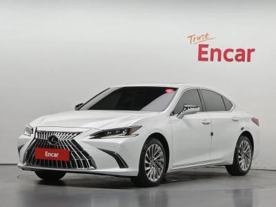 2026 Lexus ES