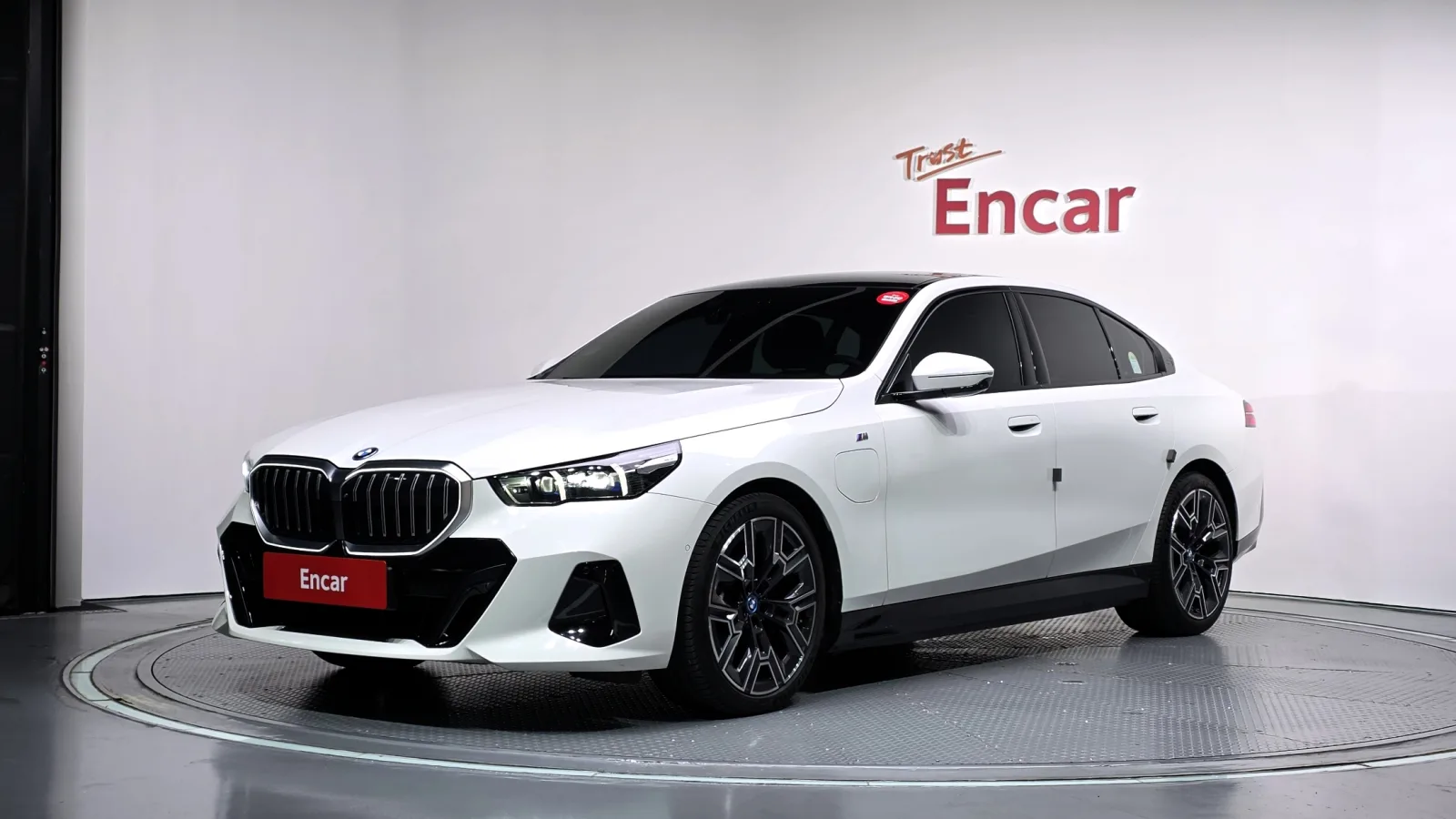 2025 BMW 5-Series