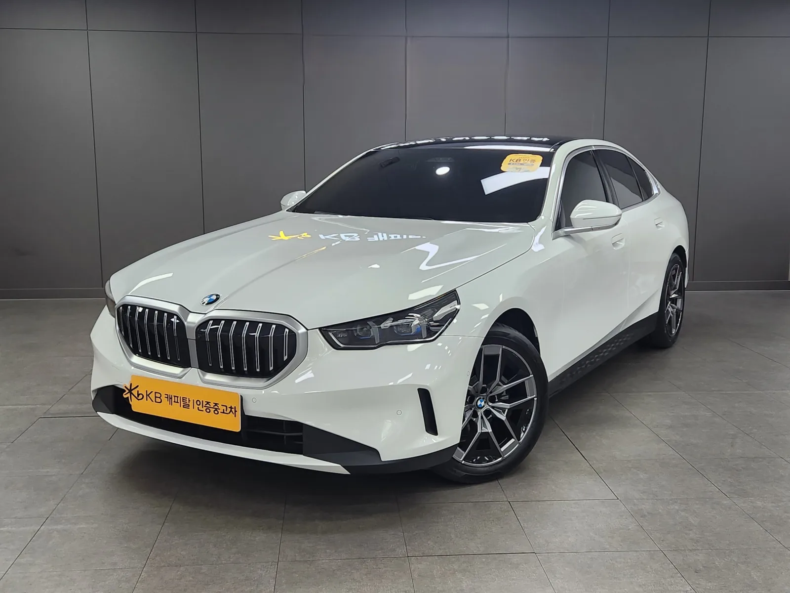 2025 BMW 5-Series