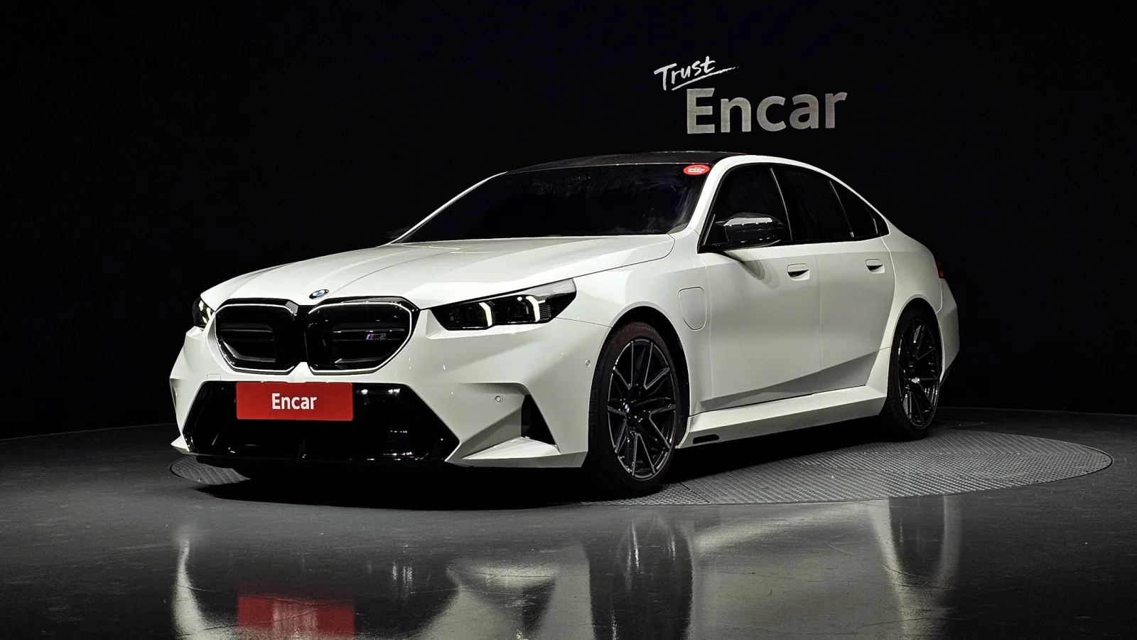 2025 BMW M5