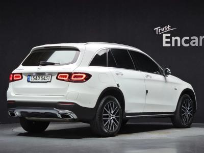 2021 Mercedes-Benz GLC-Class