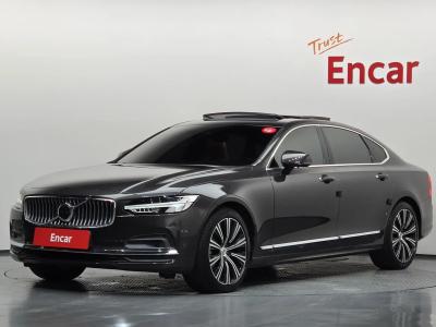 2023 Volvo S90