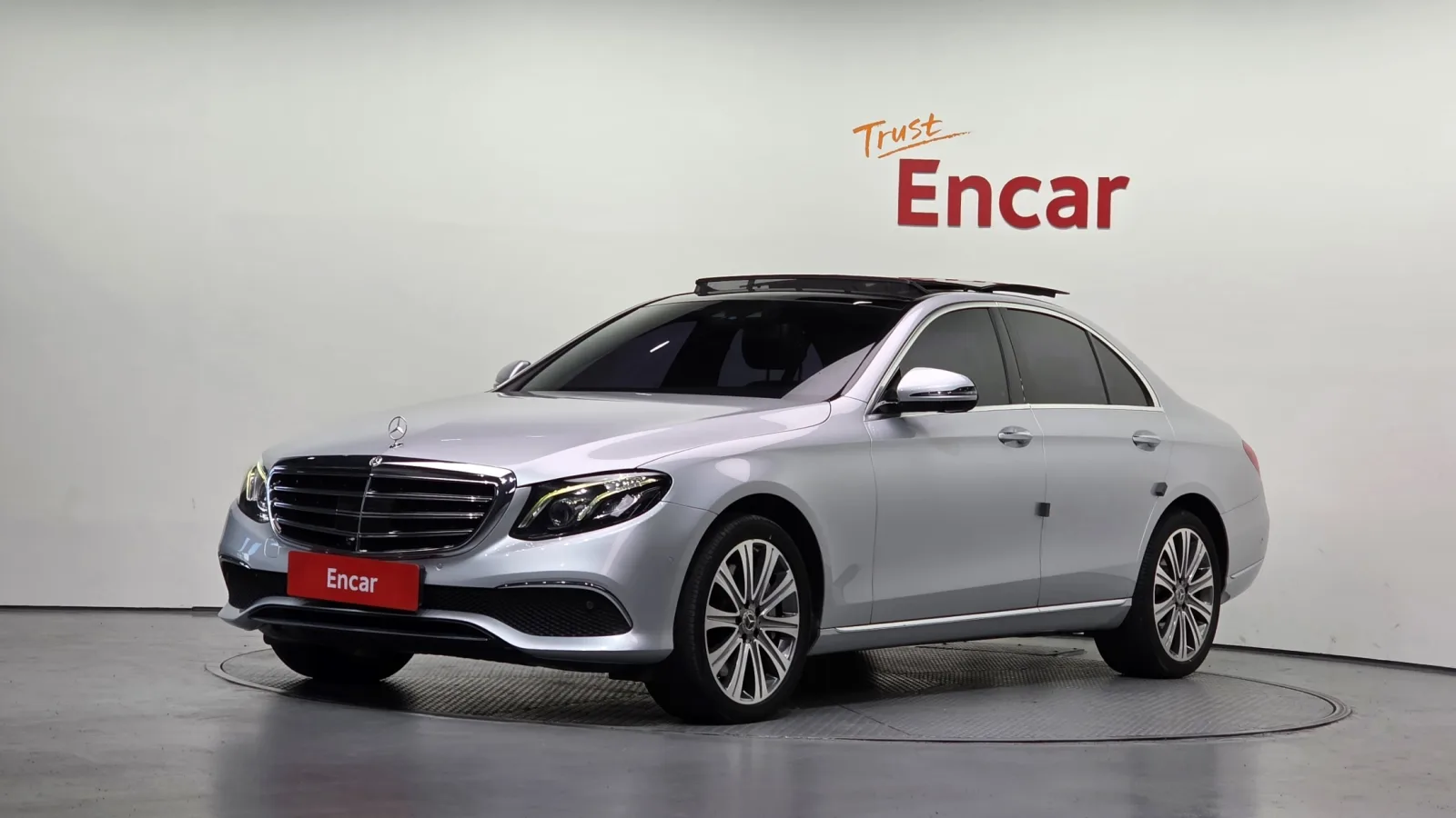 2017 Mercedes-Benz E-Class
